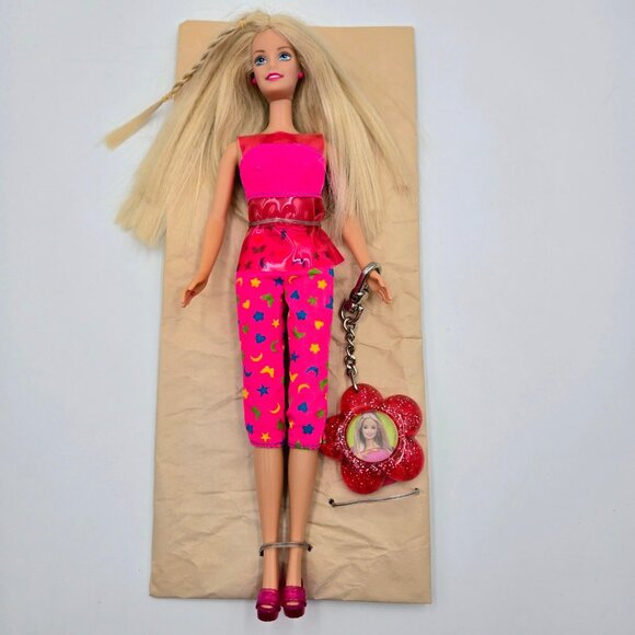 Barbie Sit In Style Doll 23421 Pink Inflatable Chair 1999 Incomplete With Box Ma - Picture 2 of 11